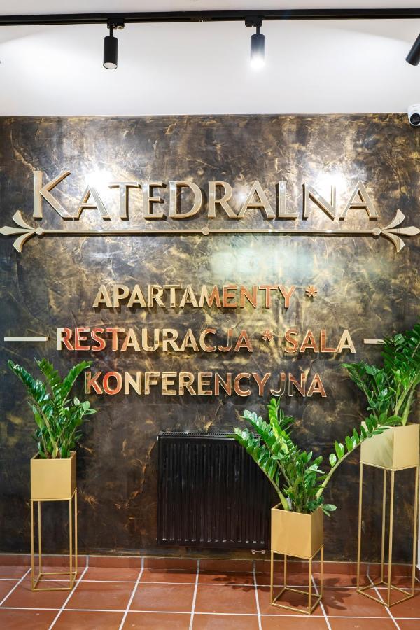 Katedralna Apart'S Легница Экстерьер фото